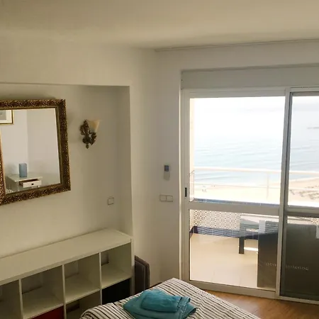 Apartamento Deluxe Penthouse With Sea Views Near Puerto Marina