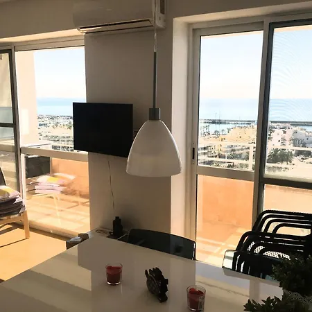 Deluxe Penthouse With Sea Views Near Puerto Marina Apartamento Benalmádena