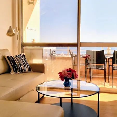 Apartamento Deluxe Penthouse With Sea Views Near Puerto Marina